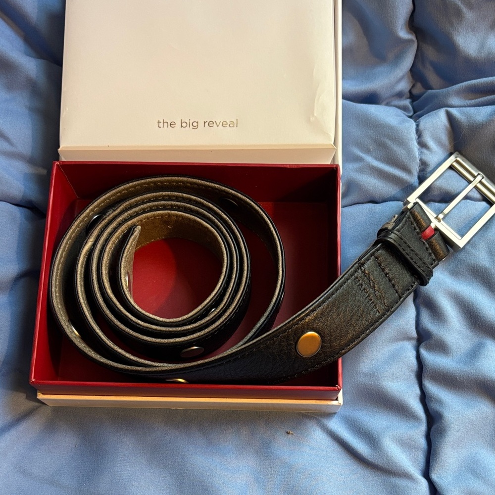 Hammitt reversible Black/ Pewter Leather Belt